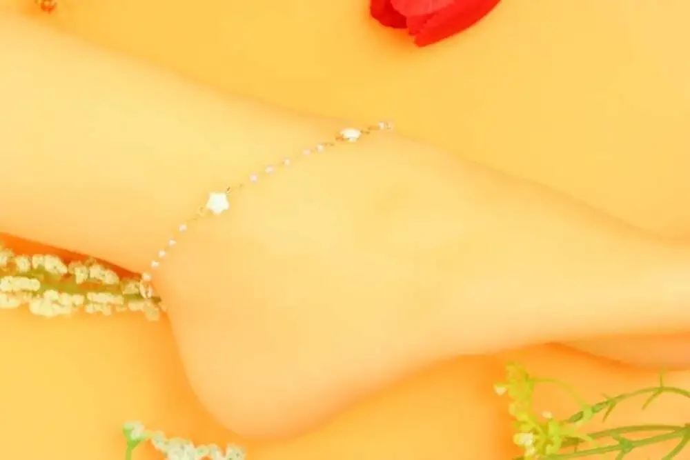 Handmade anklet delicate